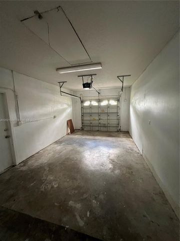 5324 Flagler St, Hollywood, FL 33021