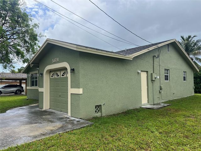 5324 Flagler St, Hollywood, FL 33021