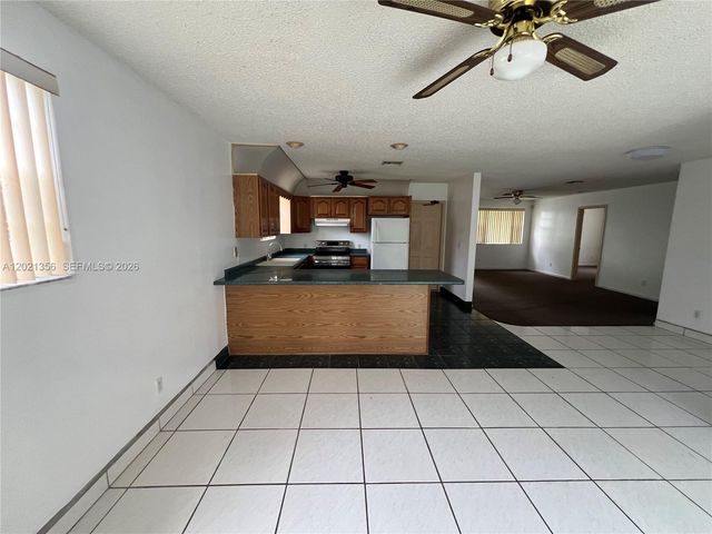 5324 Flagler St, Hollywood, FL 33021