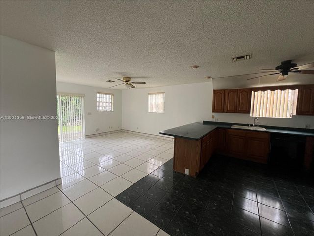 5324 Flagler St, Hollywood, FL 33021
