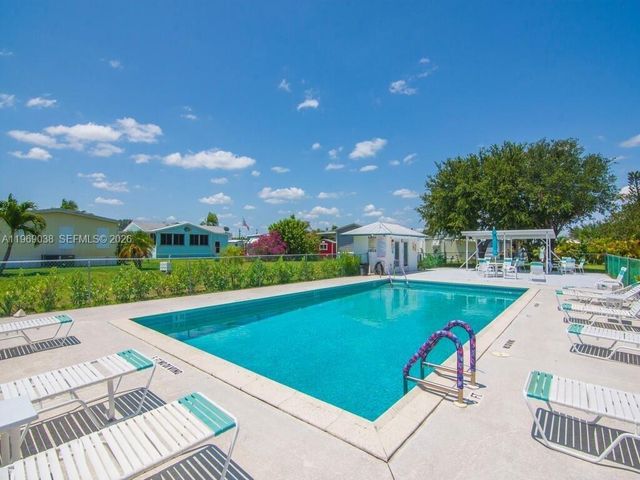 315 NE Cardinal Lane Unit Lot L25, Jensen Beach, FL 34957