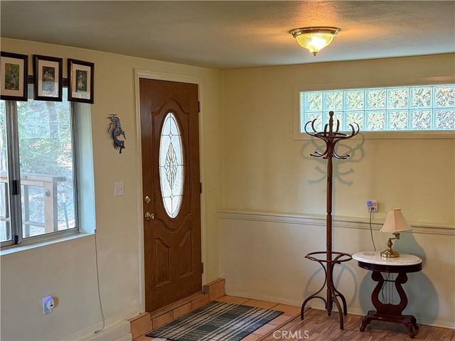 6307 Cedar Court, Angelus Oaks, CA 92305