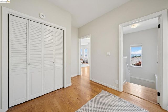 731 Gateview Ave, Albany, CA 94706