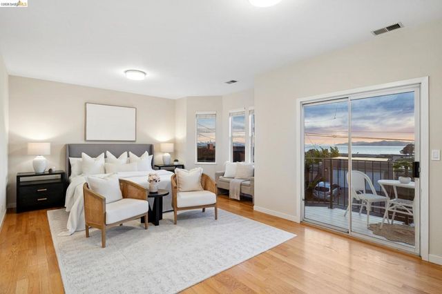 731 Gateview Ave, Albany, CA 94706