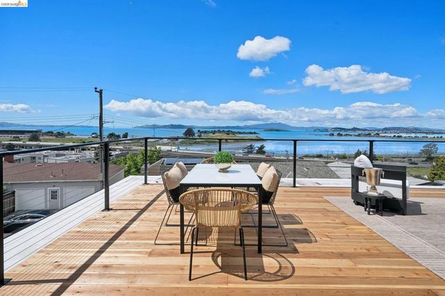 731 Gateview Ave, Albany, CA 94706