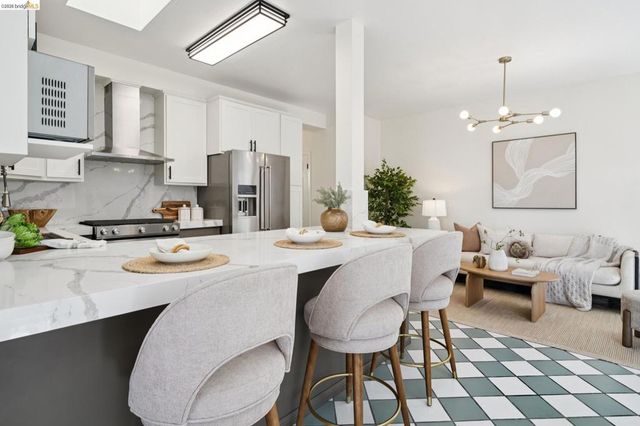 731 Gateview Ave, Albany, CA 94706