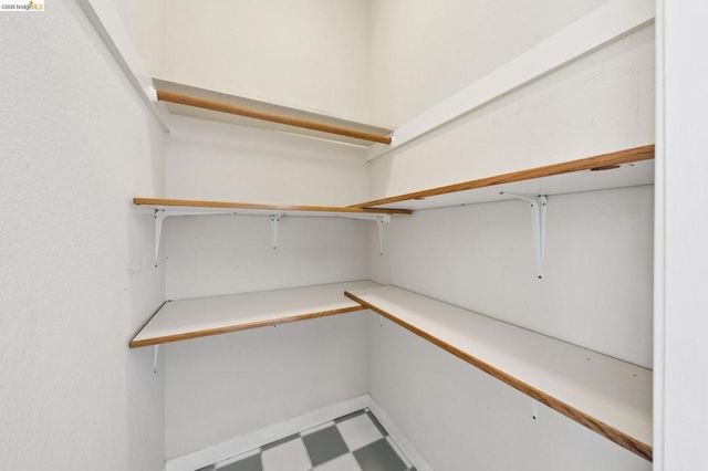 731 Gateview Ave, Albany, CA 94706