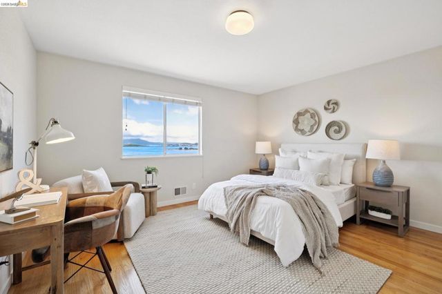 731 Gateview Ave, Albany, CA 94706