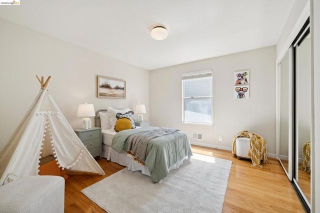 731 Gateview Ave, Albany, CA 94706