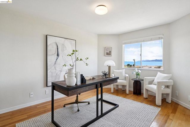 731 Gateview Ave, Albany, CA 94706