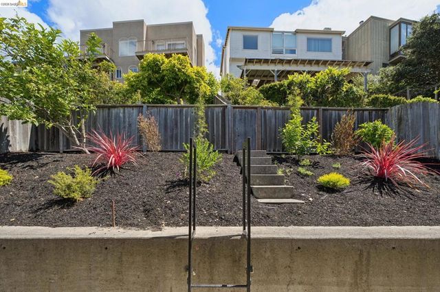 731 Gateview Ave, Albany, CA 94706