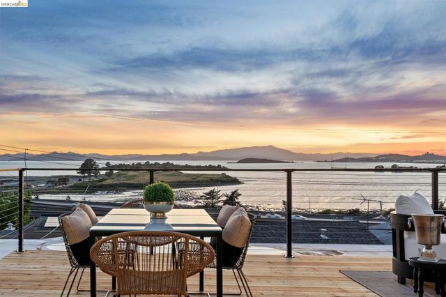 731 Gateview Ave, Albany, CA 94706