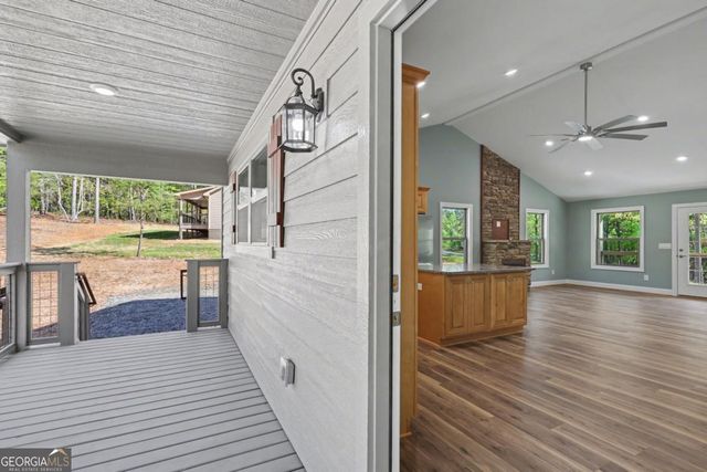 1323 John Smith Road E, Blairsville, GA 30512