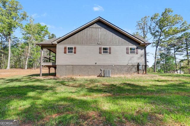 1323 John Smith Road E, Blairsville, GA 30512