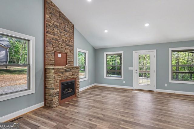 1323 John Smith Road E, Blairsville, GA 30512