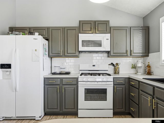 2603 Arrowhead Lane, Bellevue, NE 68123