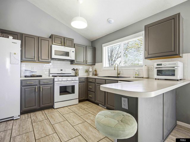 2603 Arrowhead Lane, Bellevue, NE 68123