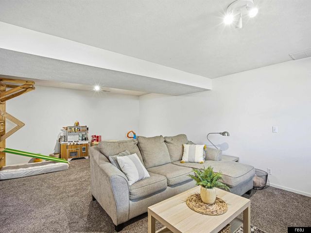 2603 Arrowhead Lane, Bellevue, NE 68123