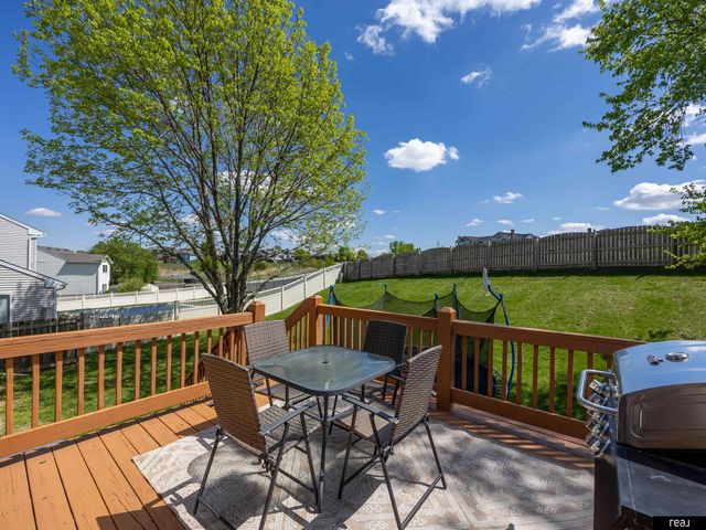 2603 Arrowhead Lane, Bellevue, NE 68123