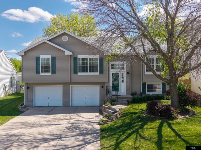 2603 Arrowhead Lane, Bellevue, NE 68123