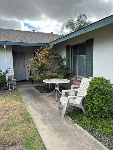 3808 Thornbury Way, Modesto, CA 95356