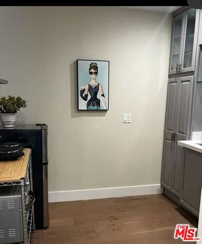 155 S Saltair Avenue, Los Angeles, CA 90049