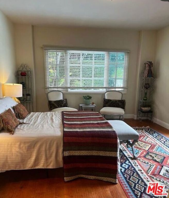 155 S Saltair Avenue, Los Angeles, CA 90049
