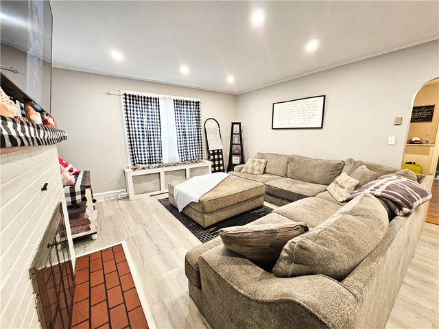 112 Glen Avenue, Elmira, NY 14905