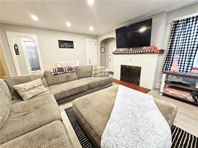 112 Glen Avenue, Elmira, NY 14905