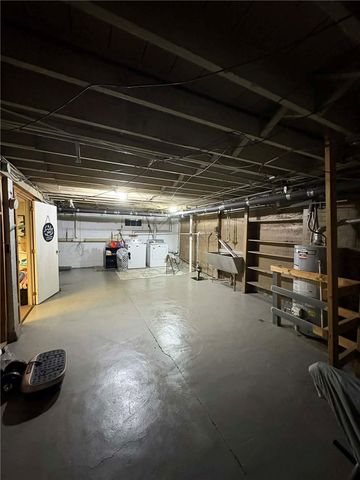 112 Glen Avenue, Elmira, NY 14905