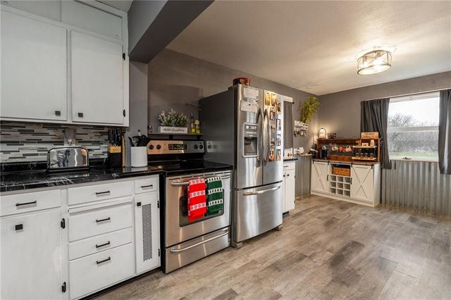 50482 S 3rd Street, Eleva, WI 54738