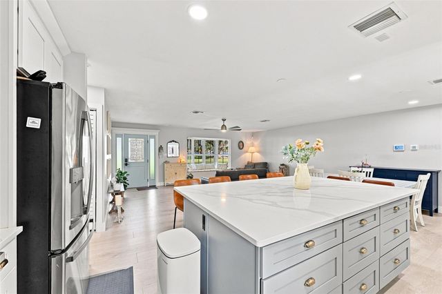 2119 GALLAGHER ROAD, Dover, FL 33527