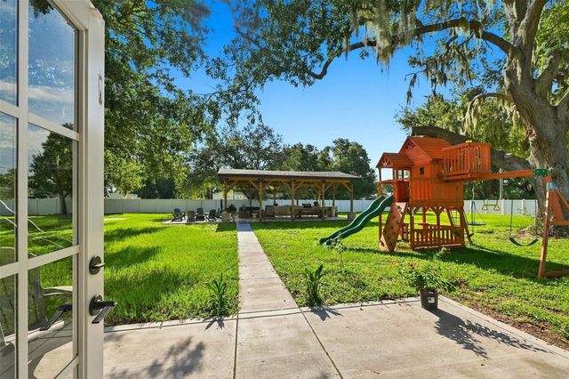2119 GALLAGHER ROAD, Dover, FL 33527