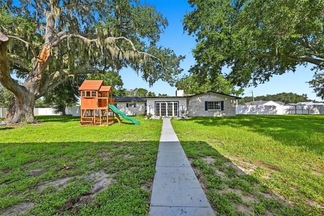 2119 GALLAGHER ROAD, Dover, FL 33527