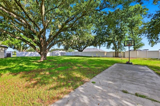 2119 GALLAGHER ROAD, Dover, FL 33527