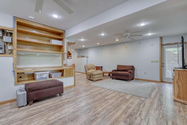 S73W23970 National AVENUE, Big Bend, WI 53103