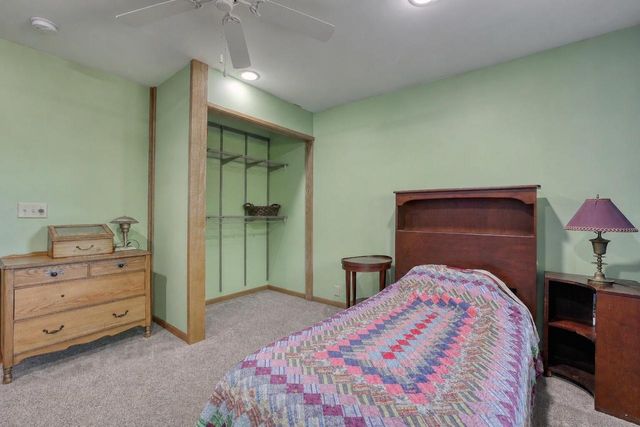 S73W23970 National AVENUE, Big Bend, WI 53103