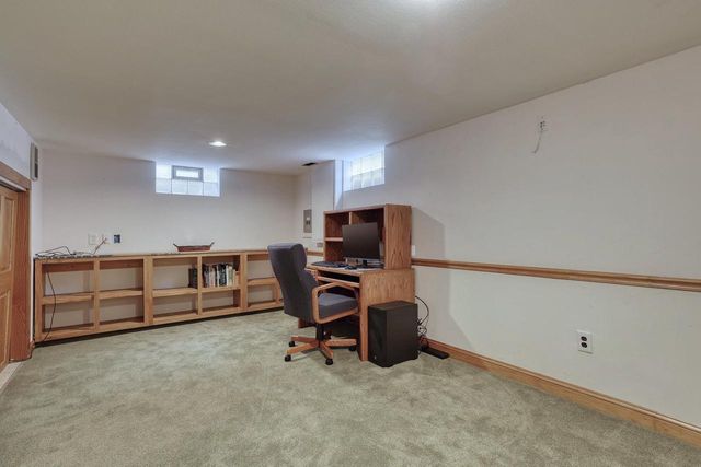 S73W23970 National AVENUE, Big Bend, WI 53103