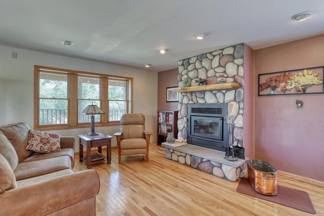 S73W23970 National AVENUE, Big Bend, WI 53103
