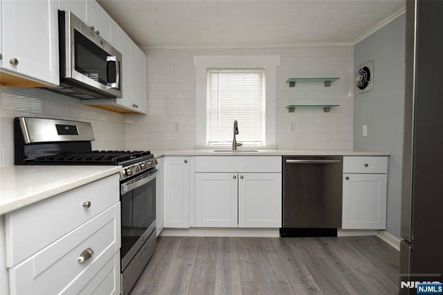 44 N Central Avenue, Ramsey, NJ 07446