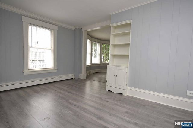 44 N Central Avenue, Ramsey, NJ 07446