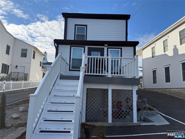 44 N Central Avenue, Ramsey, NJ 07446