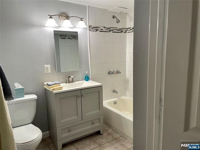 44 N Central Avenue, Ramsey, NJ 07446