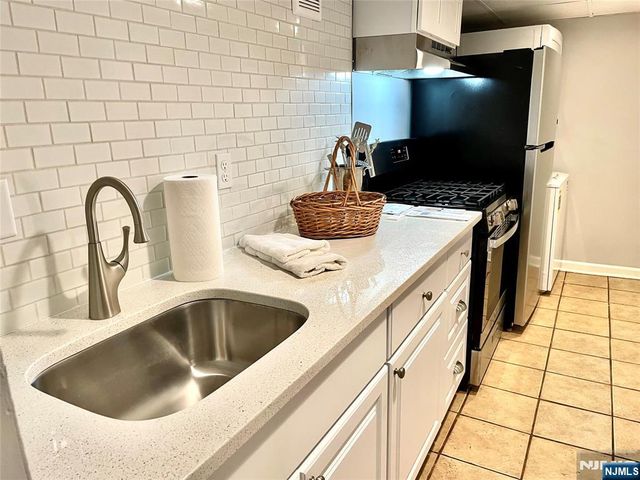 44 N Central Avenue, Ramsey, NJ 07446