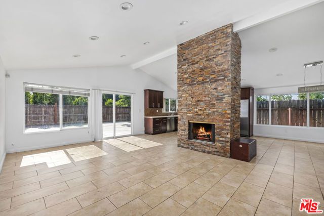 6355 Geyser Avenue, Tarzana (los Angeles), CA 91335