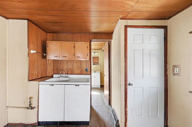 4484 4th Street, Ecorse, MI 48229