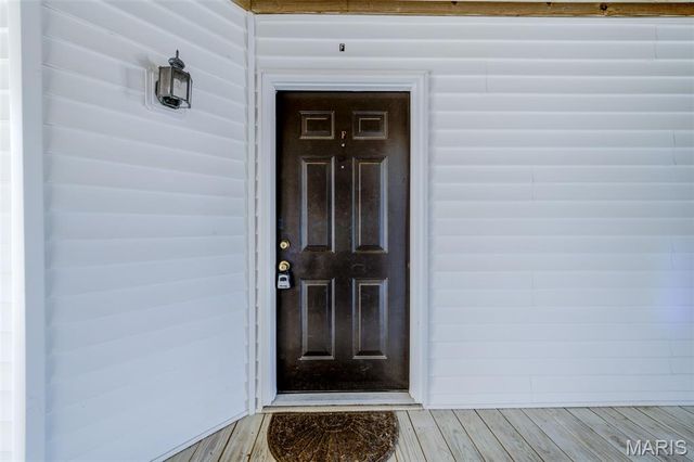480 Benton Drive F, St Peters, MO 63376