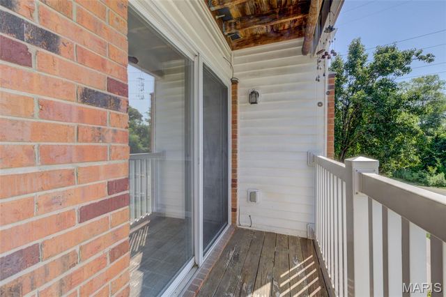 480 Benton Drive F, St Peters, MO 63376