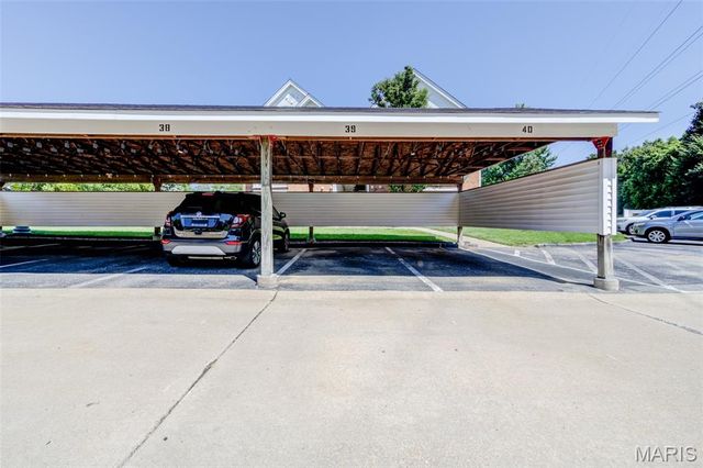 480 Benton Drive F, St Peters, MO 63376