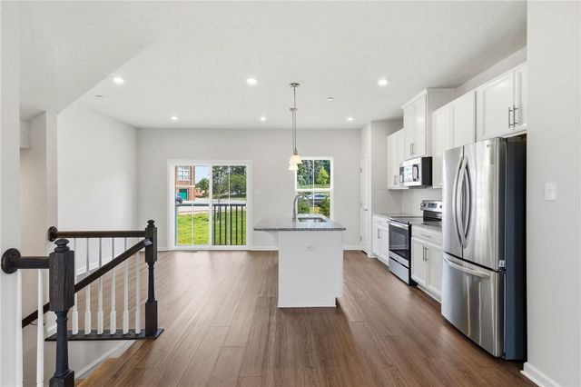 233 Chesna Dr, Whitehall, PA 15234